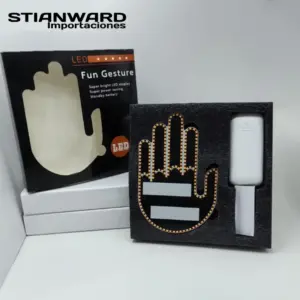 MANO LUMINOSA LED A CONTROL REMOTO PARA CARRO